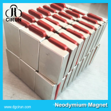 China Hersteller-Superstarke seltene Seltene Erden sinterten dauerhaften Dauermagnet-DC-Motor mit Schneckengetriebe-Magneten / NdFeB-Magneten / Neodym-Magneten